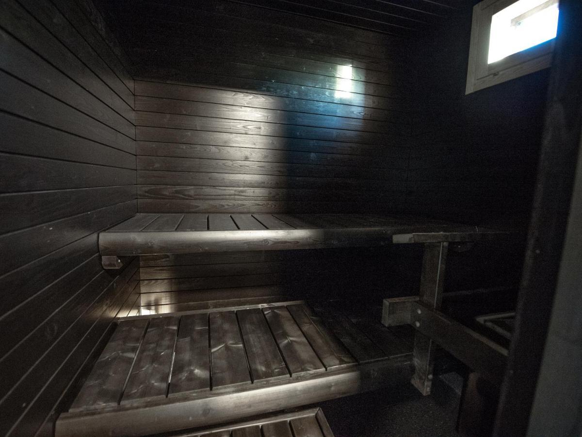 Black Hotel Kempele Dış mekan fotoğraf